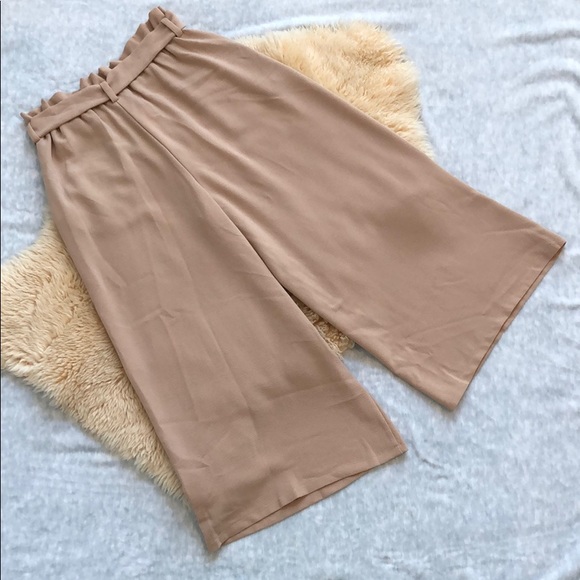 NWT Lush Wide Leg Cropped Pants - Picture 3 of 7